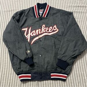 Yankees Navy Bomber Jacket - Vintage Team Script